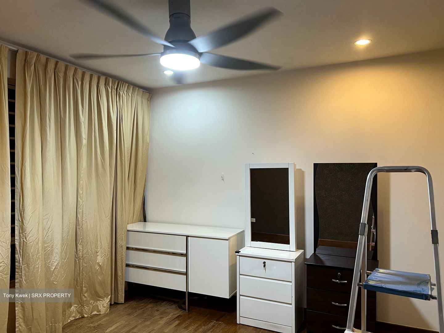 Northoaks (D25), Condominium #502591401